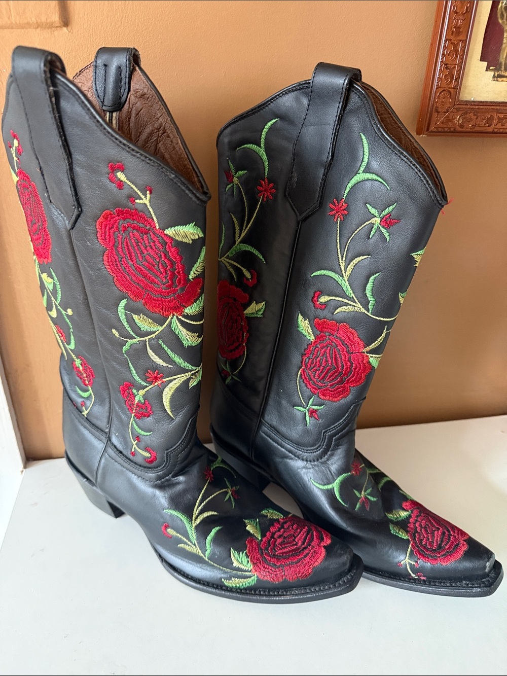 Circle G Black Leather Western Boots with Red Rose Embroidery